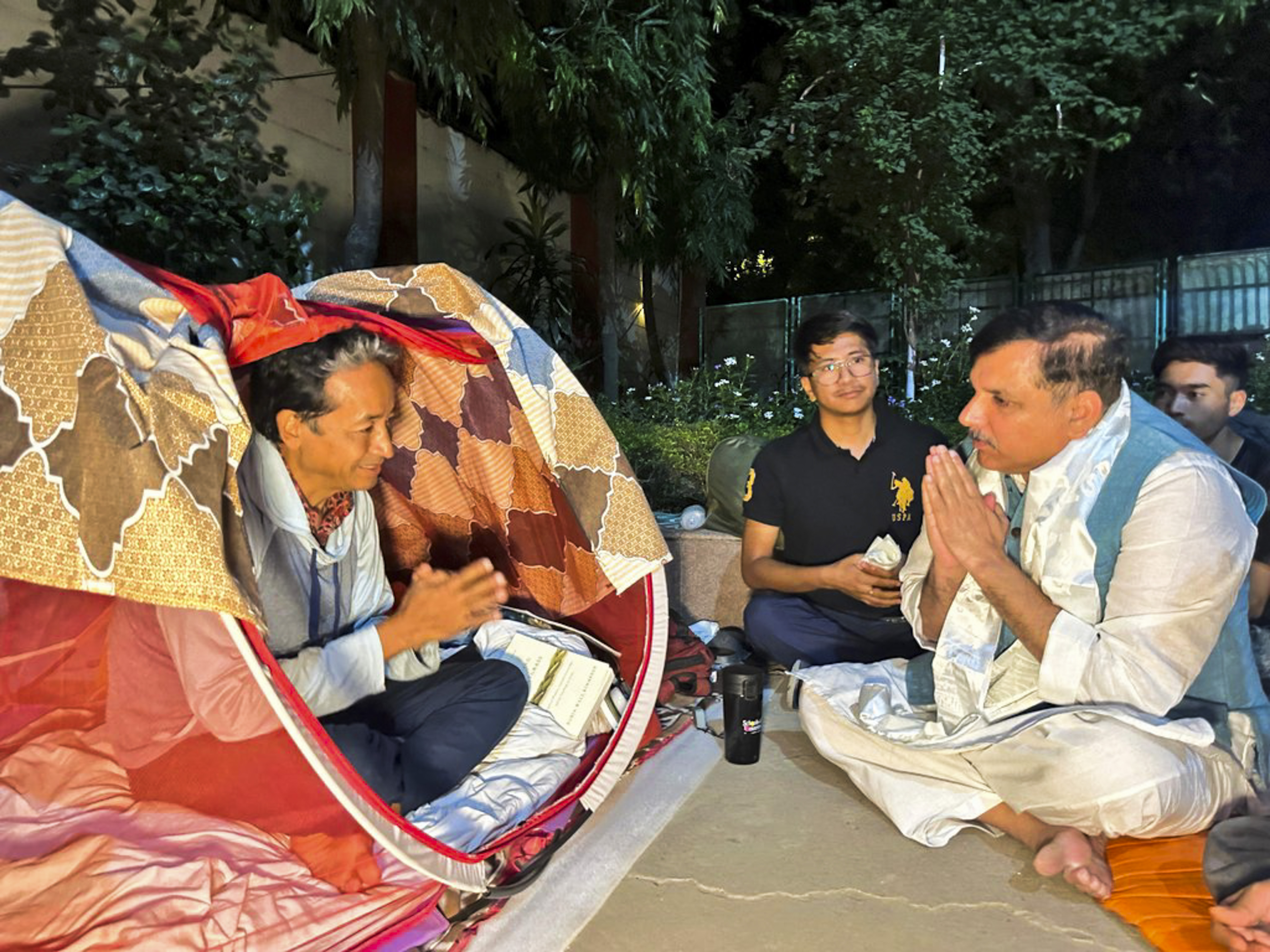 Sanjay Singh met Sonam Wangchuk